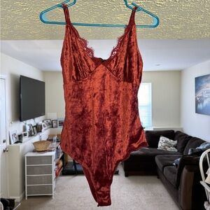 Nanamacs velvet bodysuit